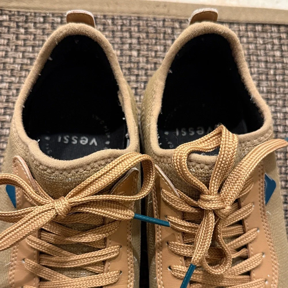 Vessi Weekend Classic Women’s Waterproof Sneakers (size 6) - Picture 8 of 8